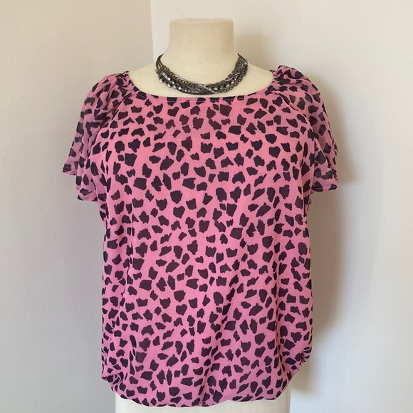 Pink black animal chiffon blouse Valentine’s Day 💘 - Picture 1 of 7